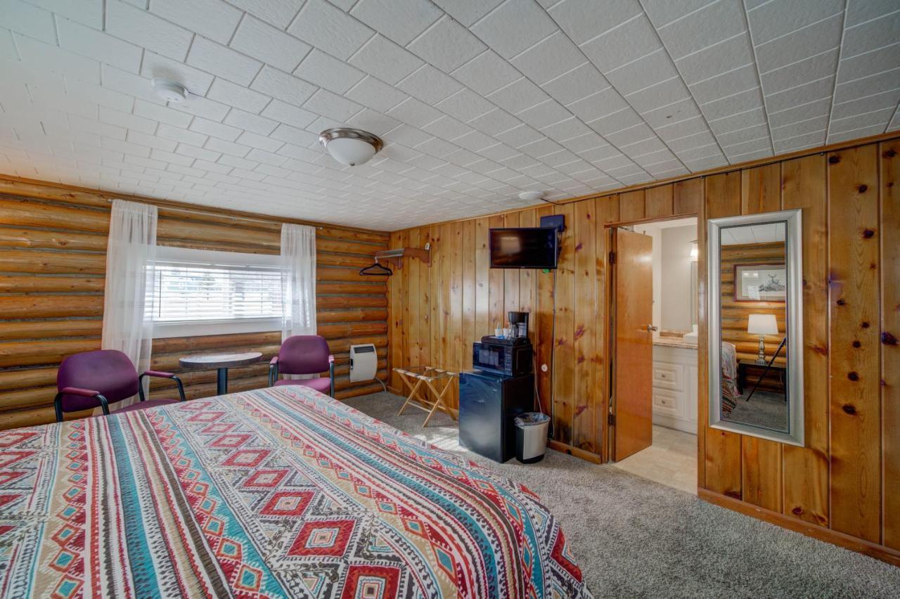 Sportsman'S Lodge Ennis Extérieur photo