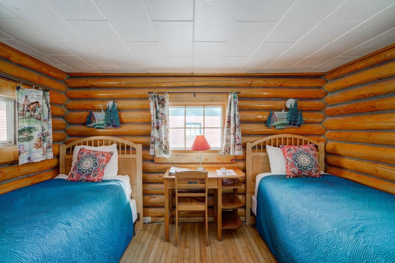 Sportsman'S Lodge Ennis Extérieur photo
