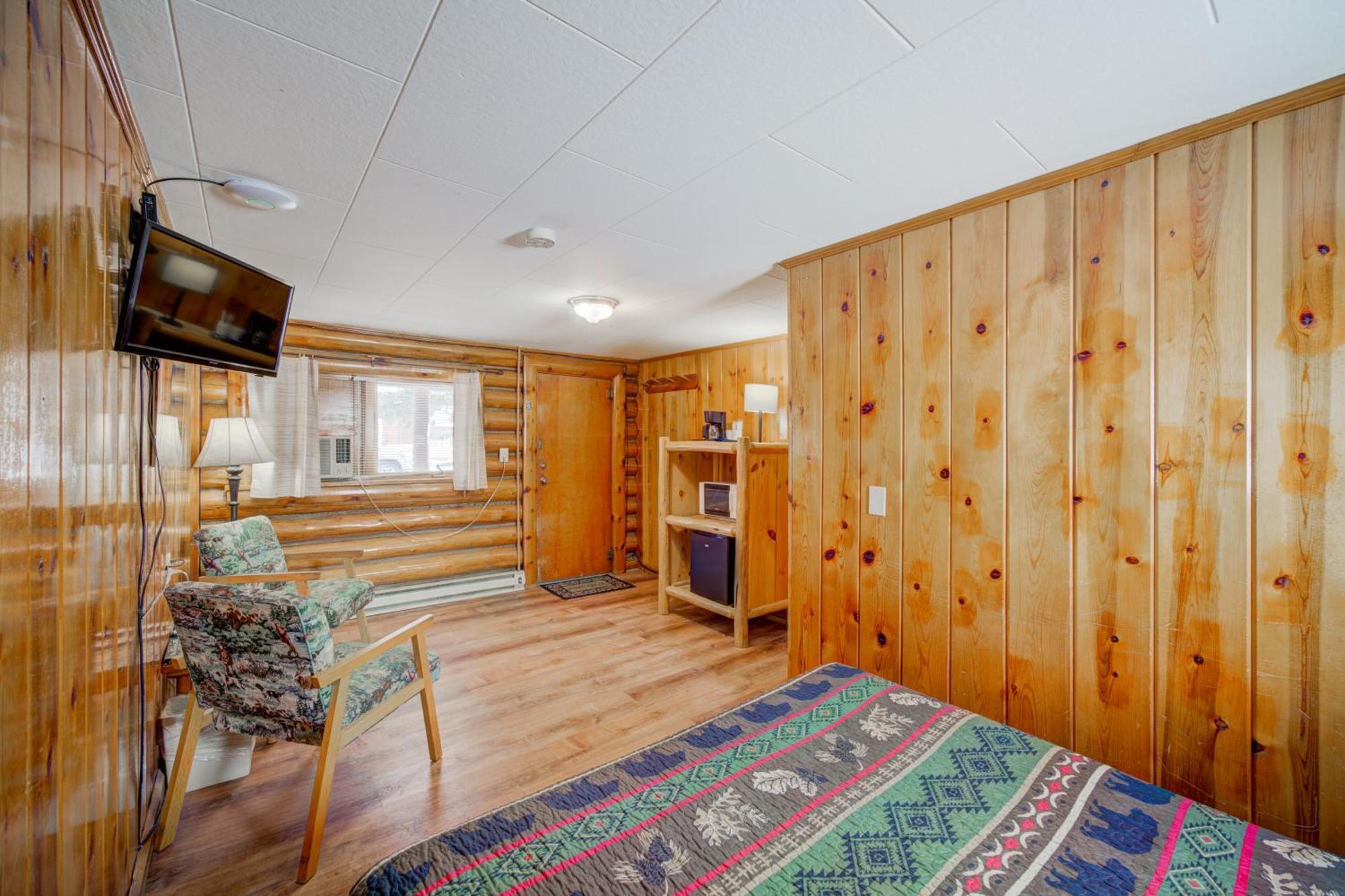 Sportsman'S Lodge Ennis Extérieur photo