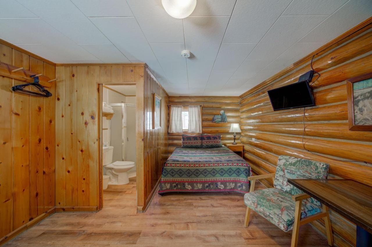 Sportsman'S Lodge Ennis Extérieur photo