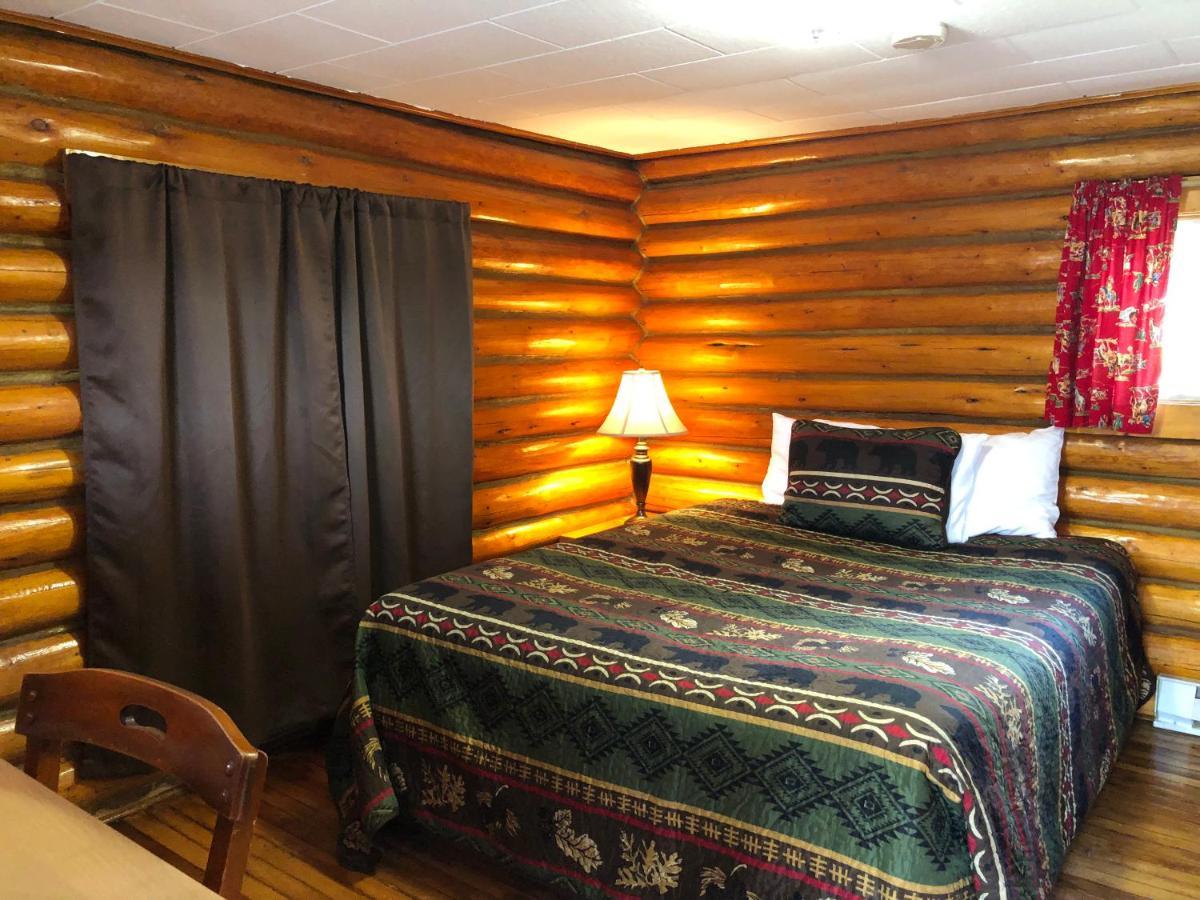 Sportsman'S Lodge Ennis Extérieur photo