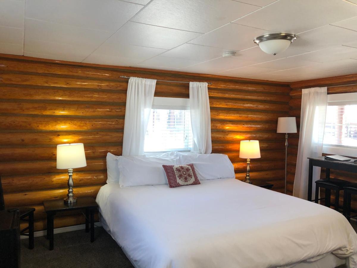 Sportsman'S Lodge Ennis Extérieur photo