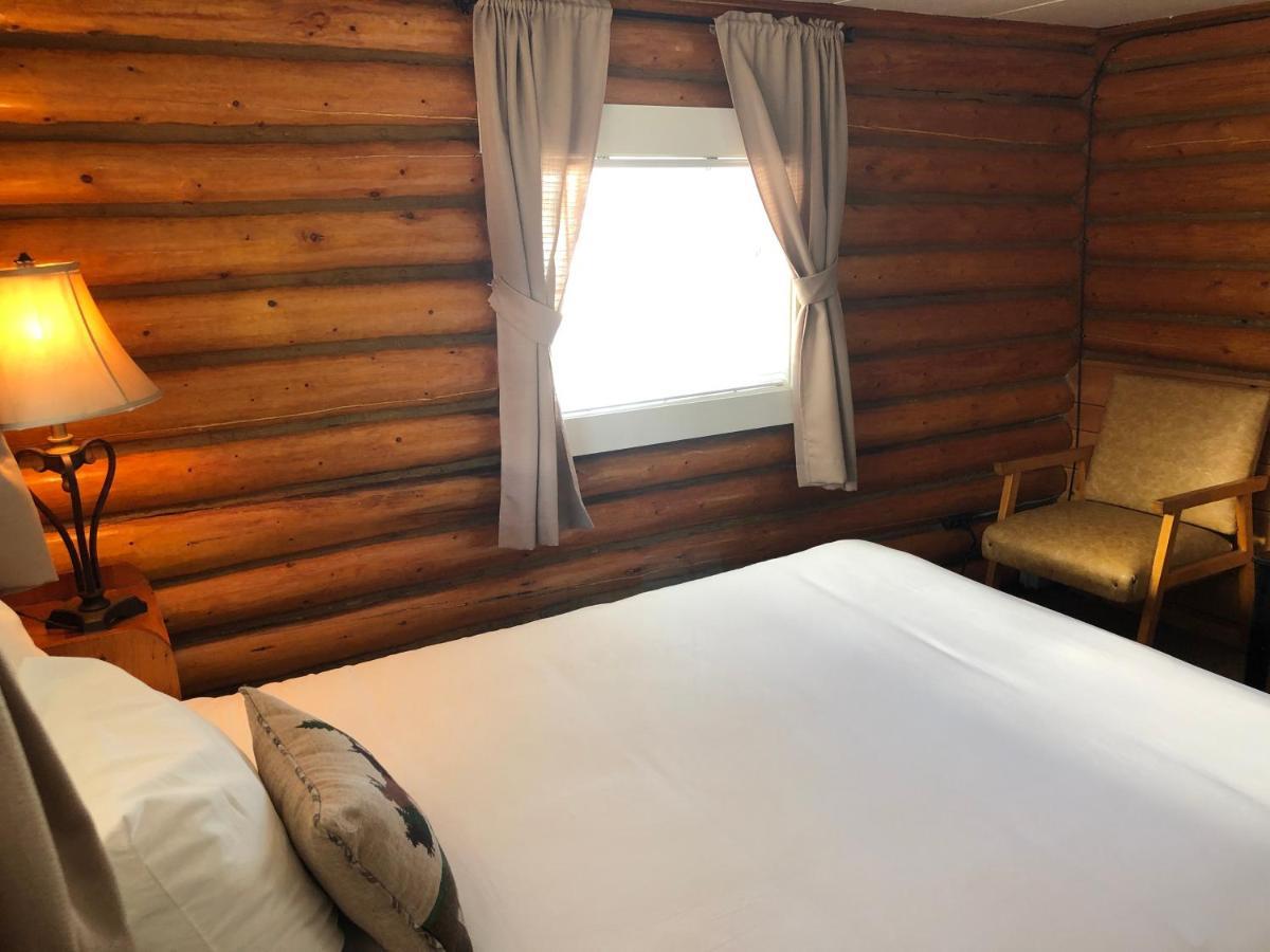 Sportsman'S Lodge Ennis Extérieur photo